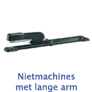 Nietmachines met lange arm